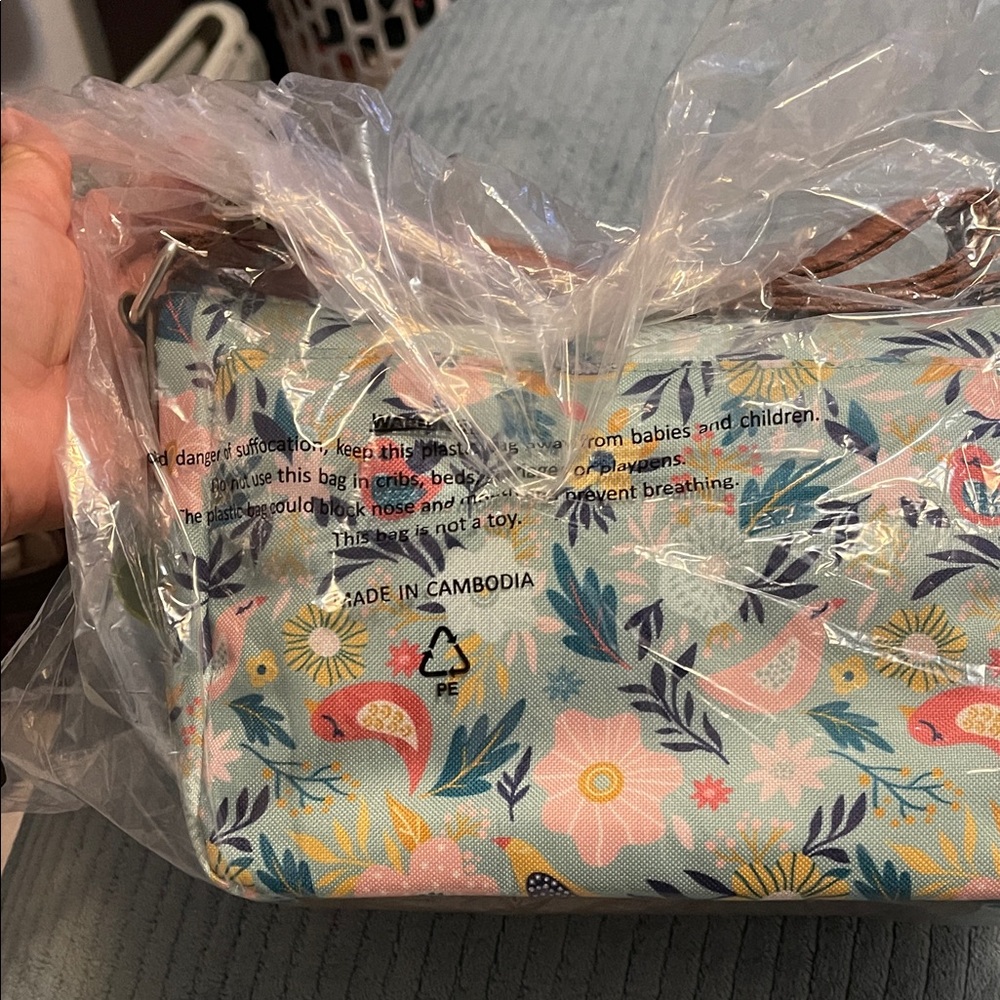 Lilly Bloom Fairy Wren Christina Crossbody bag - Picture 3 of 7